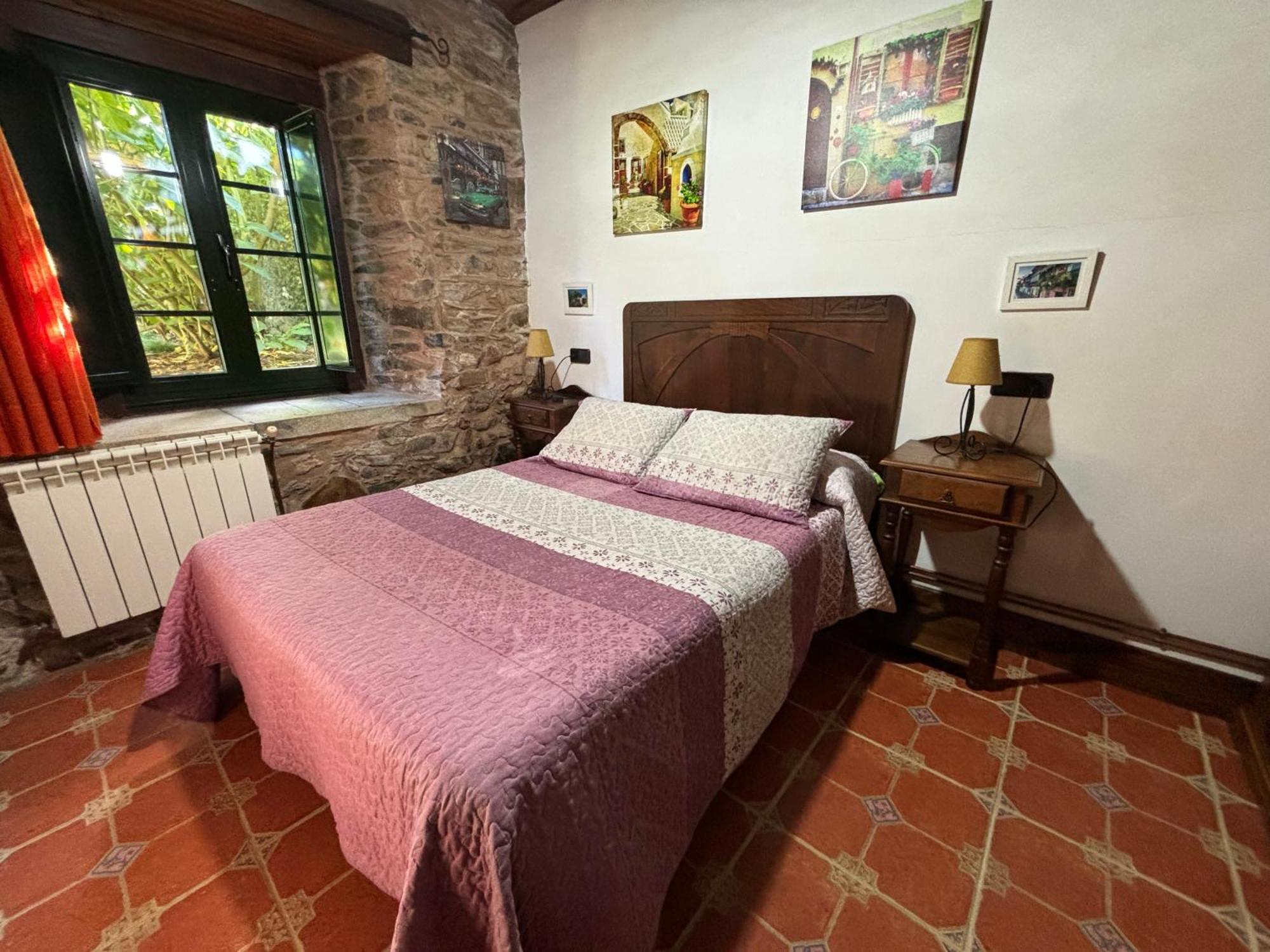 Eira De Bergondo Villa Bagian luar foto